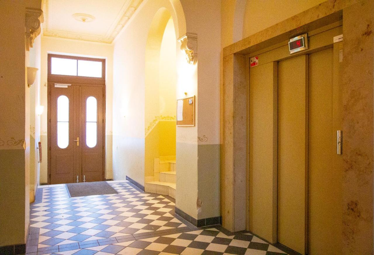 Cozy Domicile Leipziger Auwaldアパートメント エクステリア 写真